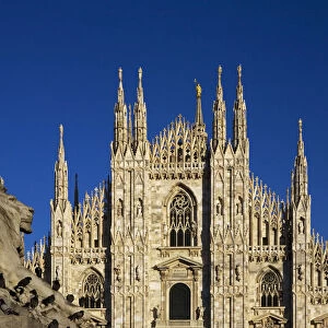 Italy, Lombardy, Milan, Piazza Del Duomo