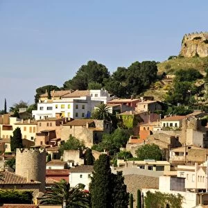 Overlooking the historic town of Begur with the remains of the castle of Begur, Costa Brava, Spain, Iberian Peninsula, Europe
