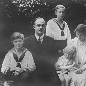 The ex Kaisers only daughter with her husband and children Herzog Ernst August