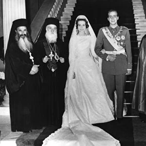 Princess Sophia of Greece marries Don Juan Carlos, Pretender to the Spanish throne