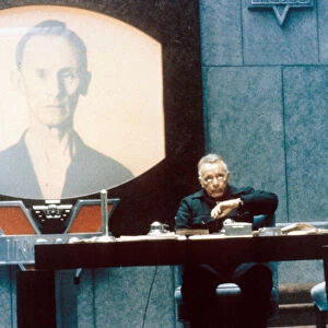 1984, directed by Michael Radford, with Richard Burton, 1984 (photo)