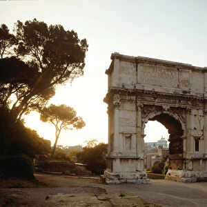 The Arch of Titus, built in 81 (photography)