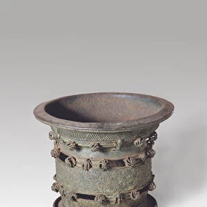 Bowl on stand, from Igbo-Ukwu, 9th - 10th century (leaded bronze)