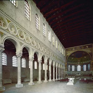 Byzantine architecture: interior view of the Basilica of Sant