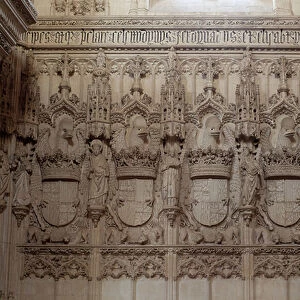 Church San Juan de los Reyes (former monastery (Monasterio de San Juan de los Reyes). Architect and sculptor Juan Guas. Interior. North transept. Frieze with bas-reliefs with the esccutcheons of the catholic kings 1477 - 1494