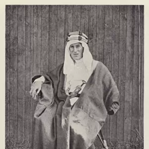 Colonel T E Lawrence in the dress of a "Prince of Mecca"(b / w photo)