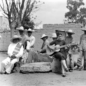 Concha Michel with Campesinos, Mexico, c. 1927 (b / w photo)