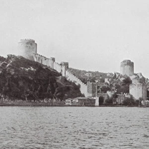 Constantinople: Rumeli Hissar (b / w photo)
