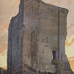 Domfront, Donjon, vue exterieure (colour photo)
