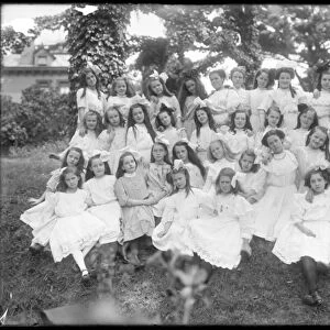 Group portrait of unidentified little girls, probably the Roman Catholic Orphan Asylum
