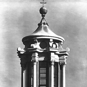 The Lantern of the dome (b / w photo)