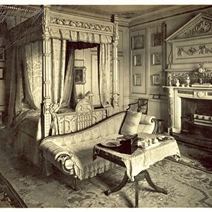Mrs Bulwer-Lyttons Bedroom, Knebworth House, Hertfordshire (b / w photo)