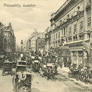 Piccadilly, London (b / w photo)