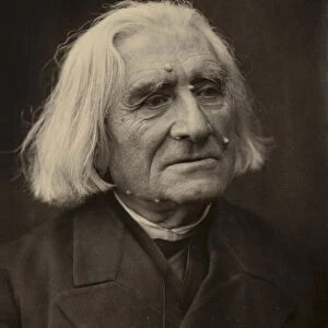 Portrait of Franz Liszt (b / w photo)
