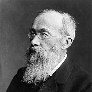 Portrait of German psychologist Wilhelm Wundt (b / w photo)