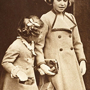 Princess Elizabeth and her Sister Out Shopping (b / w photo)