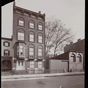 The residence of Miss Dodd, New York, 1898 (silver gelatin print)