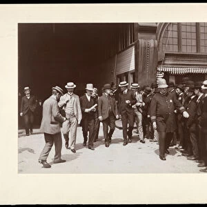 Richard Croker with crowd, 1899 (silver gelatin print)