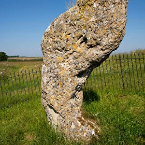The Rollright Stones, boundary between Oxfordshire and Warwickshire, King Stone - 4th to 2nd century BC (photo)