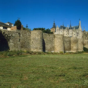 Roman ramparts and the Episcopal Palace of Astorga, 1886 (photo)