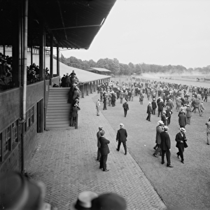 Saratoga race track, Saratoga Springs, N. Y. c. 1900-15 (b / w photo)