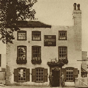 The Spaniards Inn, Hampstead (b / w photo)