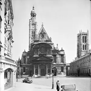 St. Etienne du Mont Church, place St. Genevieve, Paris, in 1931 (b / w photo)
