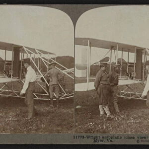 Stereoscopic card of Wright aeroplane ready for a flight at Fort Myer, Virginia, c. 1915 (b / w photo)