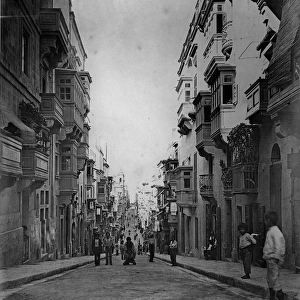 Strade San Paolo, Valletta c. 1880-83 (b / w photo)