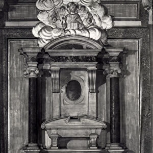 Tomb of Cardinal Raffaele Riario (1451-1521) (marble) (b / w photo)