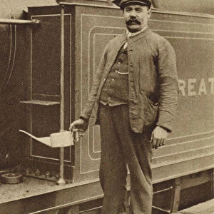 Train driver (b / w photo)