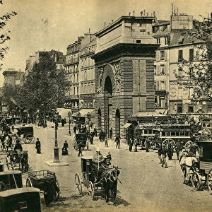 View of Porte Saint Denis, in Paris. Photography, late 19th century, Paris. Coll. Selva