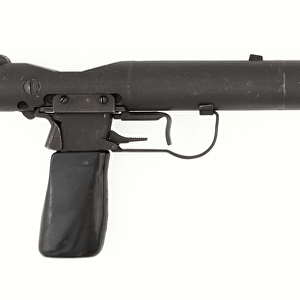 Welrod 9 mm pistol with silencer, c. 1944-45 (pistol, Welrod, 9 mm)