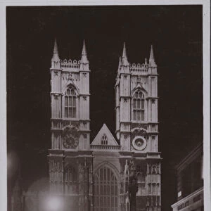 Westminster Abbey by flood-light (b / w photo)
