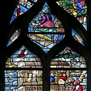 Window w124 depicting Noahs Ark (stained glass)