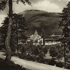 Yugoslavia: Detchani Monastery (b / w photo)