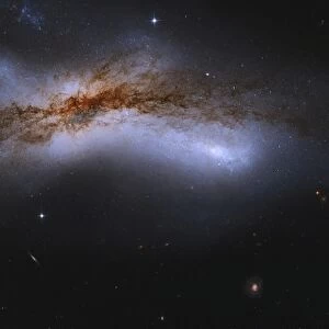 NGC 520, a pair of colliding spiral galaxies