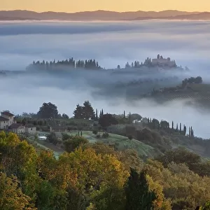 Morning scene in autumn Tuscany