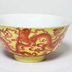 Bowl with Entwined Dragons, Qing dynasty (1644-1911), Qianlong reign mark and period