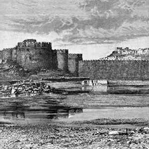 Ramparts of the town and citadel, Golconda, India, 1895