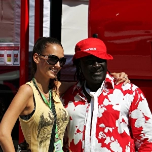 Formula One World Championship: Mr Moko, Crown Hearts Jerwellery, with a welcome sight in the Paddock