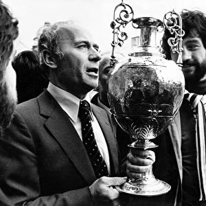 Aston Villa Manager Ron Saunders and Denis Mortimer captain with the League Championship