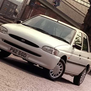 FORD ESCORT August 1999 white car Road Record supplement