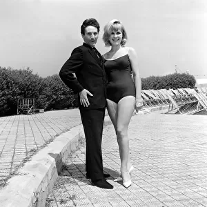Lonnie Donegan July 1964 Judging Beauty contest Miss Margate