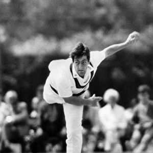 Mike Watkinson Lancs Cricket. June 1987 P007254