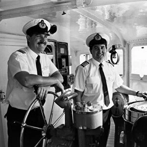 MV Royal Iris, Captain Tony Murphy (right) and first mate Robbie Quinn