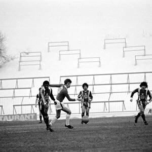 Oldham 3 v. Leyton Orient 2. Division 2 Football. December 1981 MF04-02-046