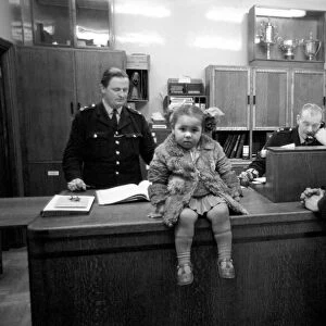 Police and Children. The scene is set in the enquiry office of Bishopsgate Police Station