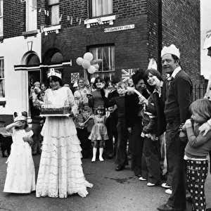 Silver Jubilee street party held in Strawberry Hill, Salford to celebrate the 25 year