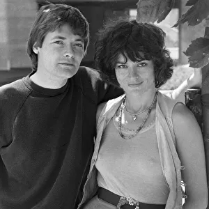 Simon Ward and Diana Quick at press call - June 1976 18 / 06 / 1976